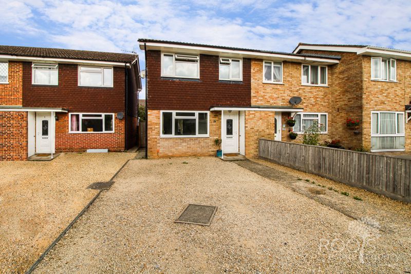 3 bed end terrace house for sale in Mill Reef Close, Thatcham RG19 Zoopla