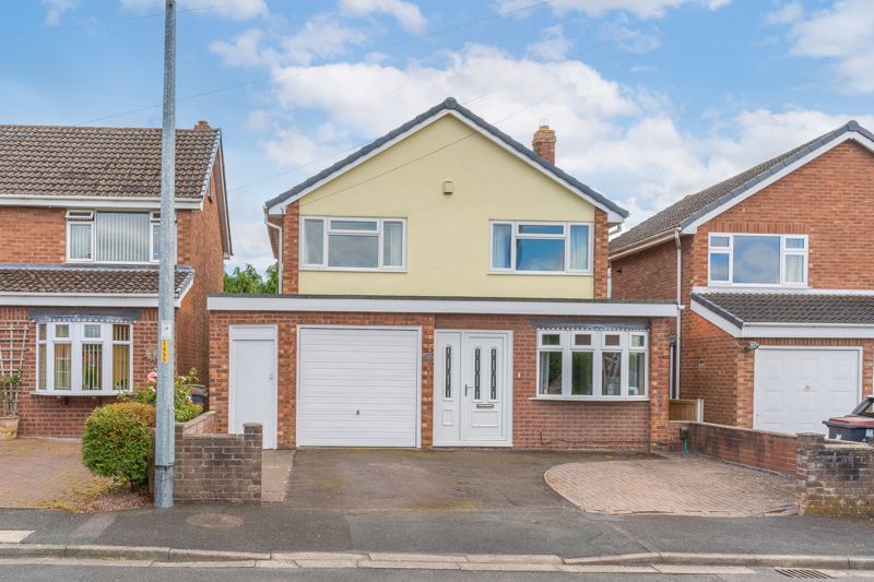 3 bed detached house for sale in 26 St Chads Close, Wellington TF1 Zoopla
