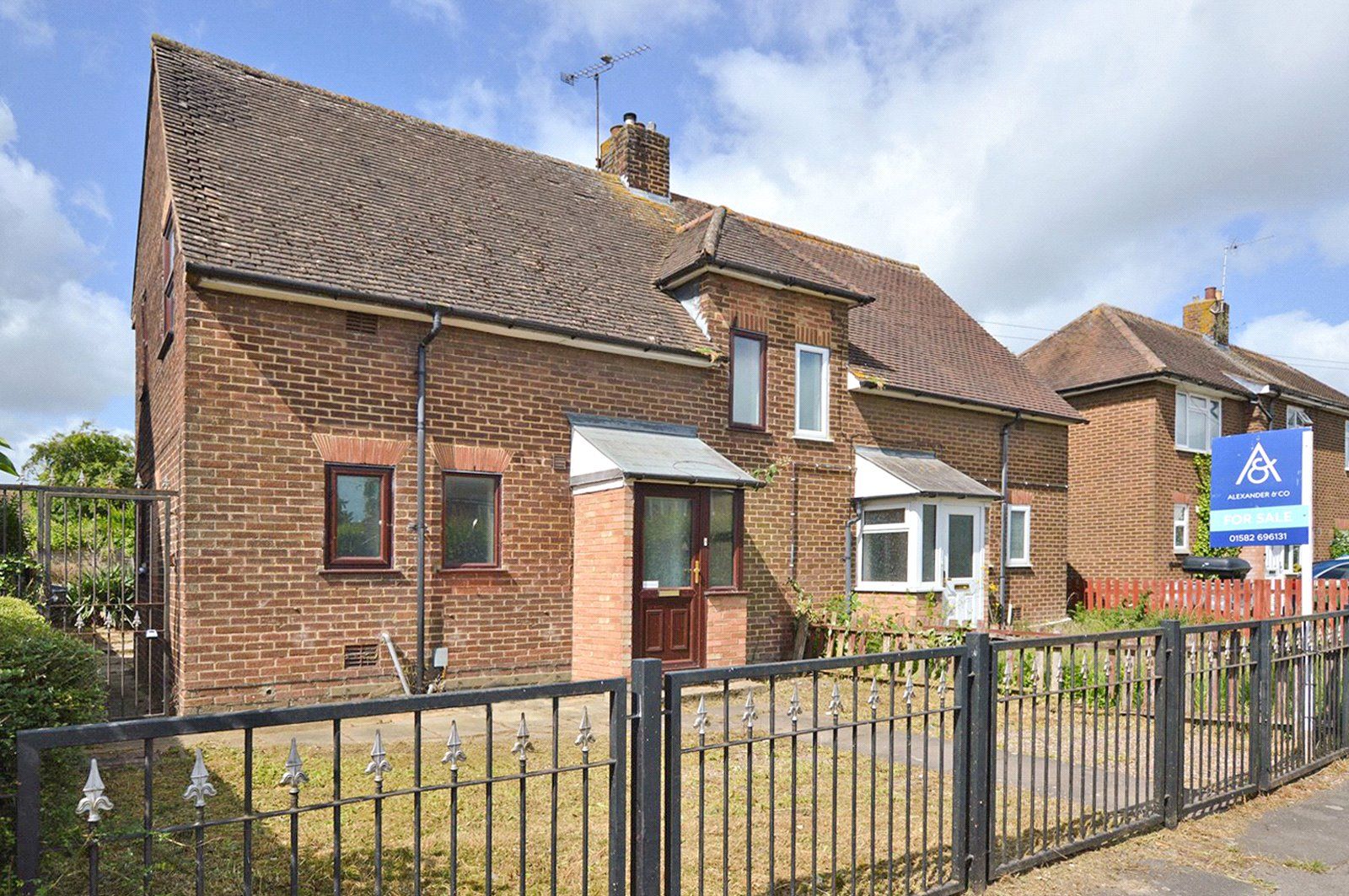 3 bed semidetached house for sale in Northfields, Dunstable, Bedfordshire LU5 Zoopla