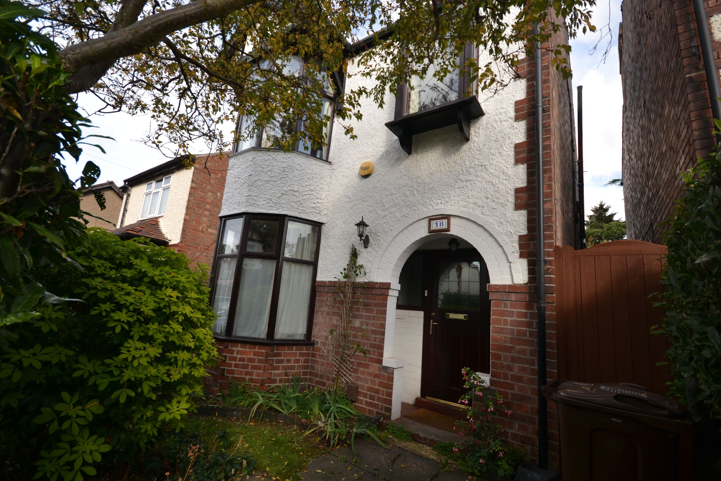 4 bed detached house to rent in Greenfield Street, Dunkirk, Nottingham