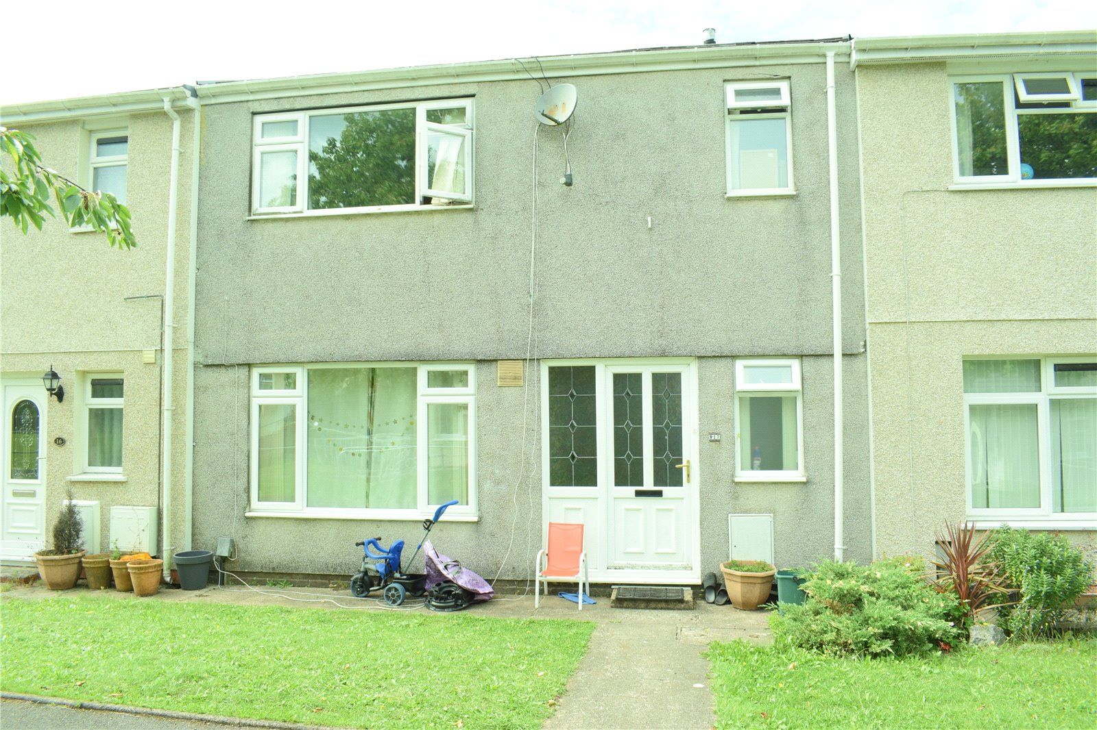 3 bed terraced house for sale in Aneurin Close, Sketty, Abertawe
