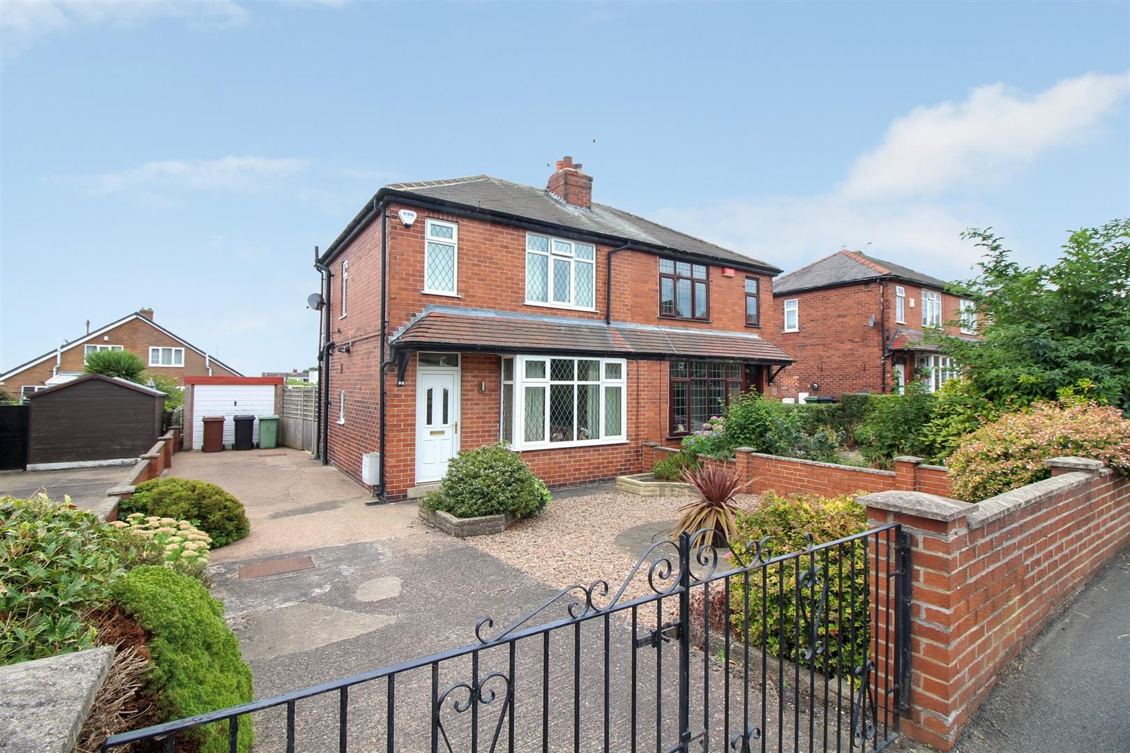 2 bed semidetached house for sale in Leeds Road, Allerton Bywater