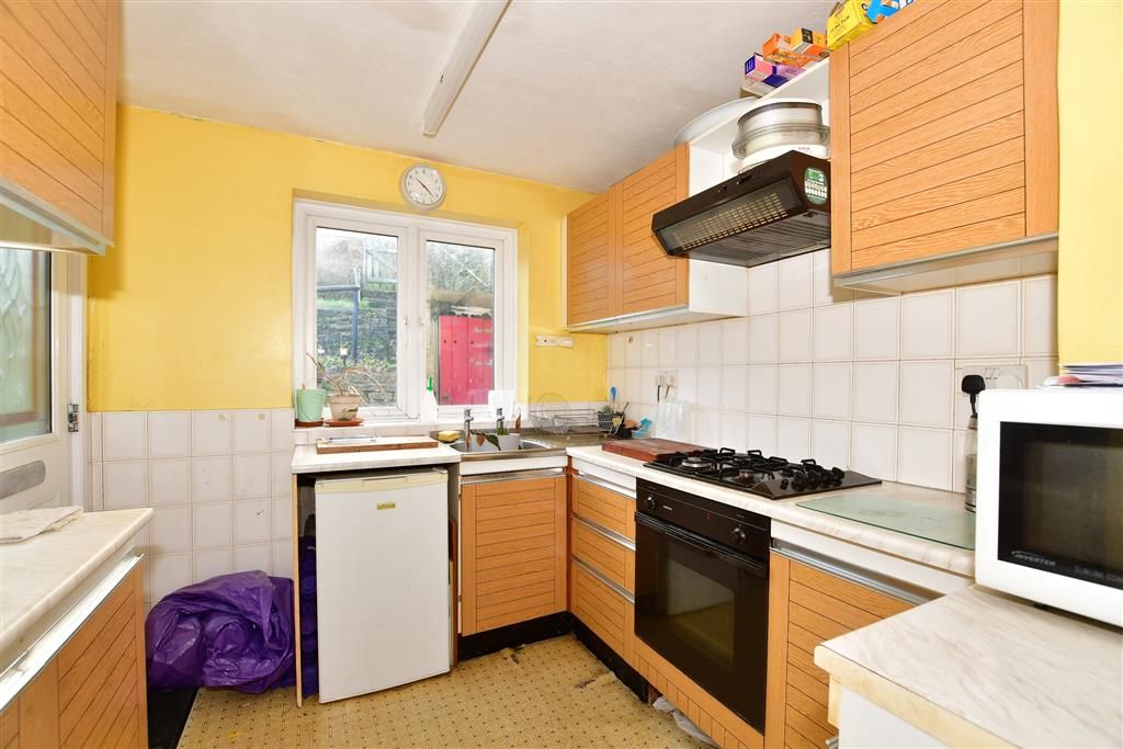 3 bed semidetached bungalow for sale in Mount Road, Dover, Kent CT17