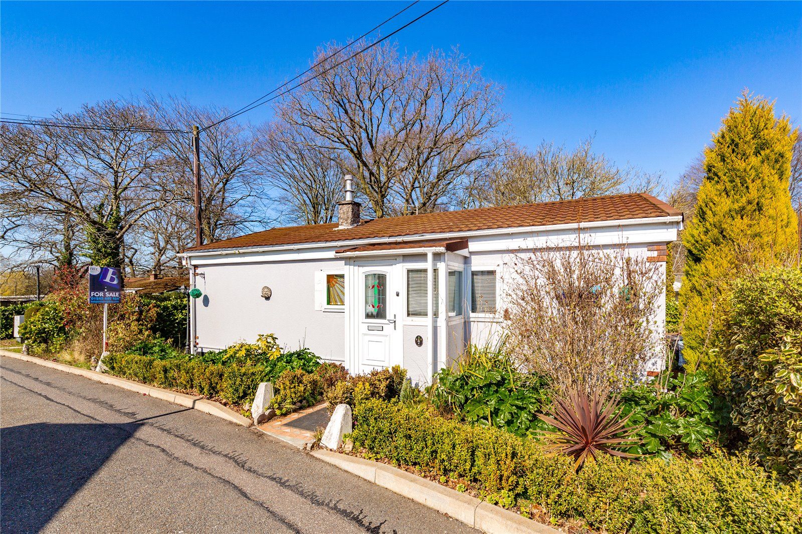 2 bed mobile/park home for sale in Temple Grove Park, Bakers Lane, West