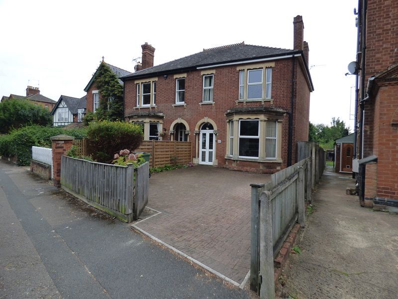 5 bed semidetached house for sale in Denmark Road, Gloucester GL1 Zoopla