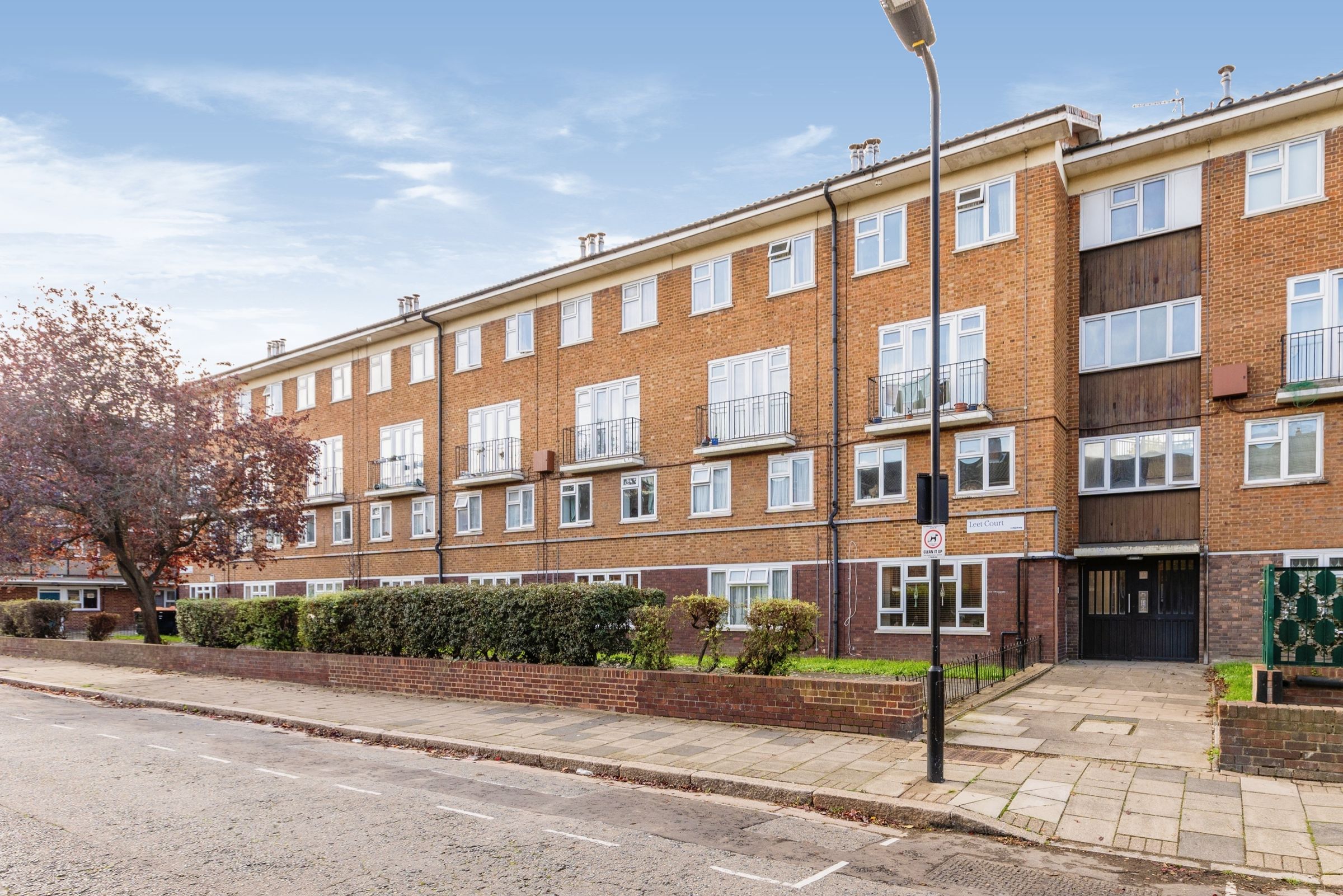 2 bed for sale in Milton Grove, London N16 Zoopla