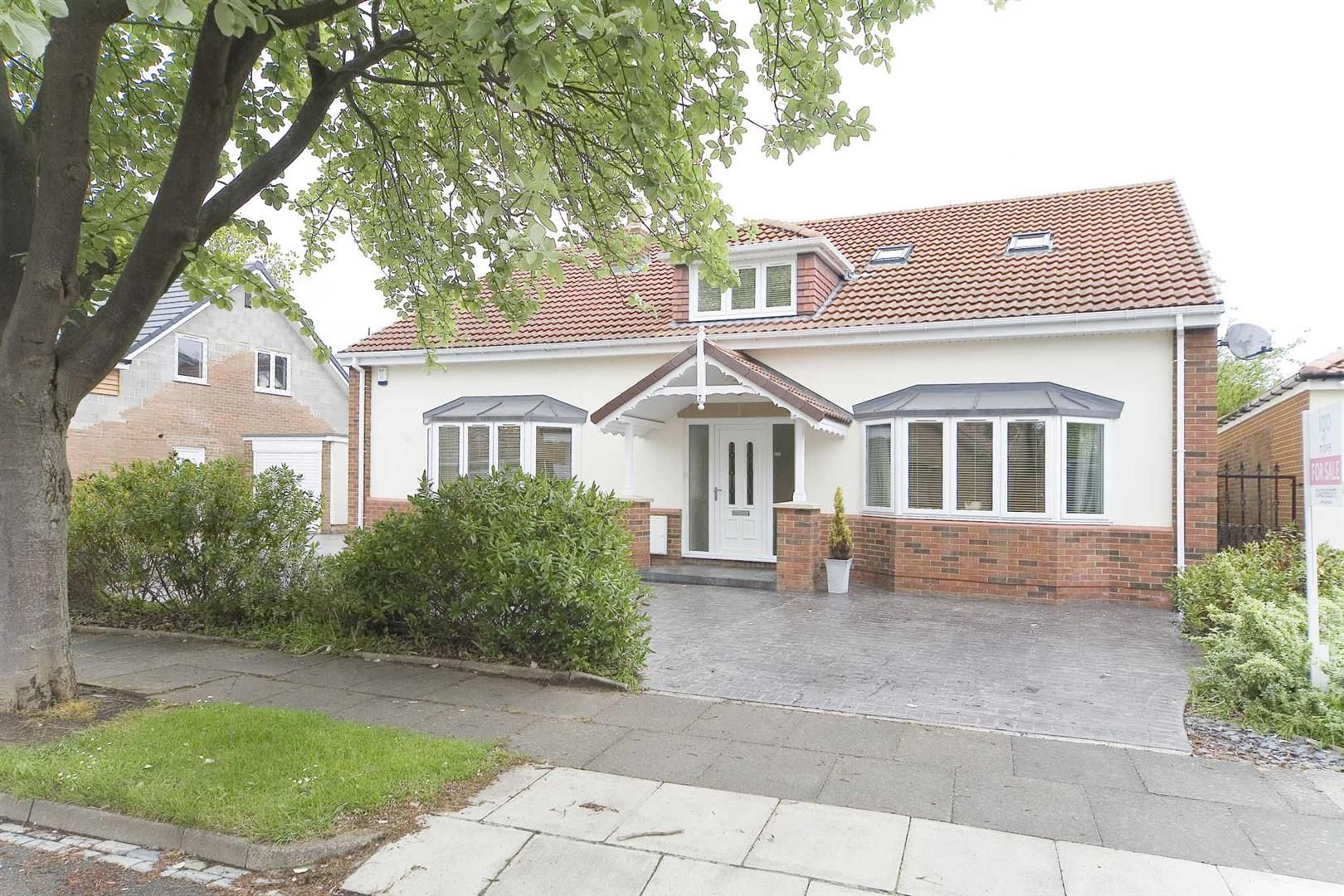 5 bed detached bungalow for sale in Meadow Drive, Hartlepool TS26 Zoopla