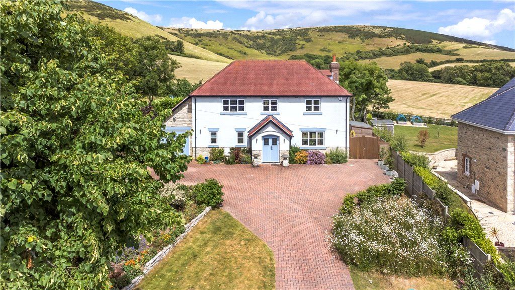 4 bed detached house for sale in Plaisters Lane, Sutton Poyntz