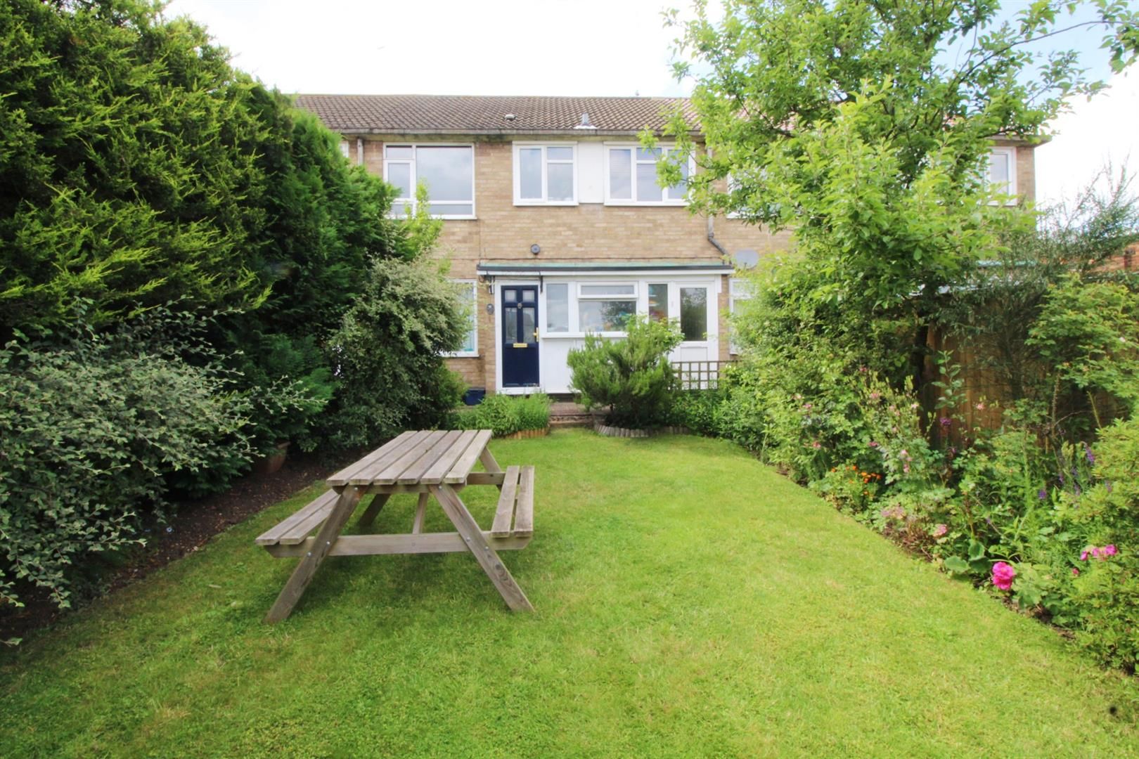2 bed for sale in Baker Street, Potters Bar EN6 Zoopla