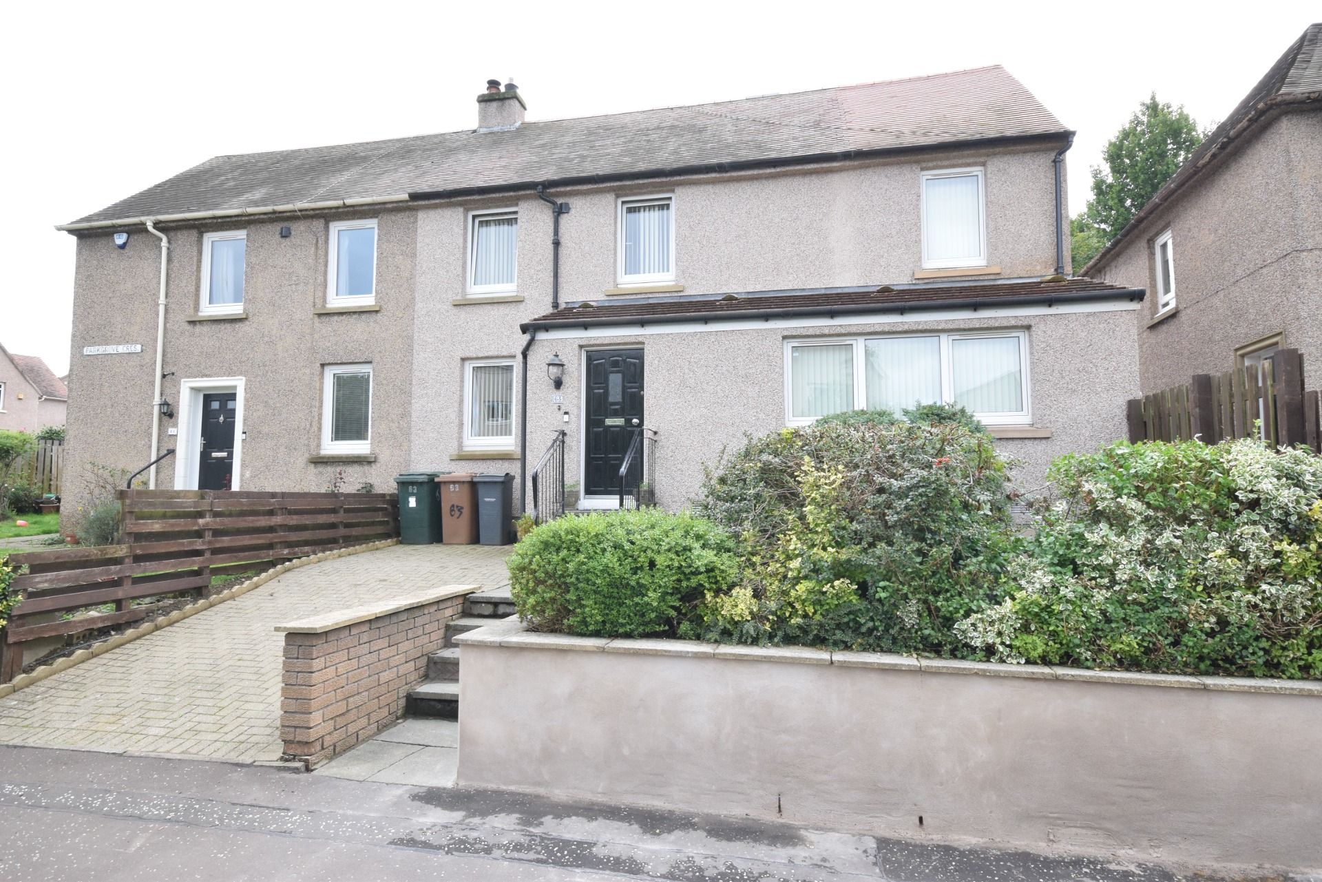 4 bed terraced house to rent in Parkgrove Crescent, Clermiston