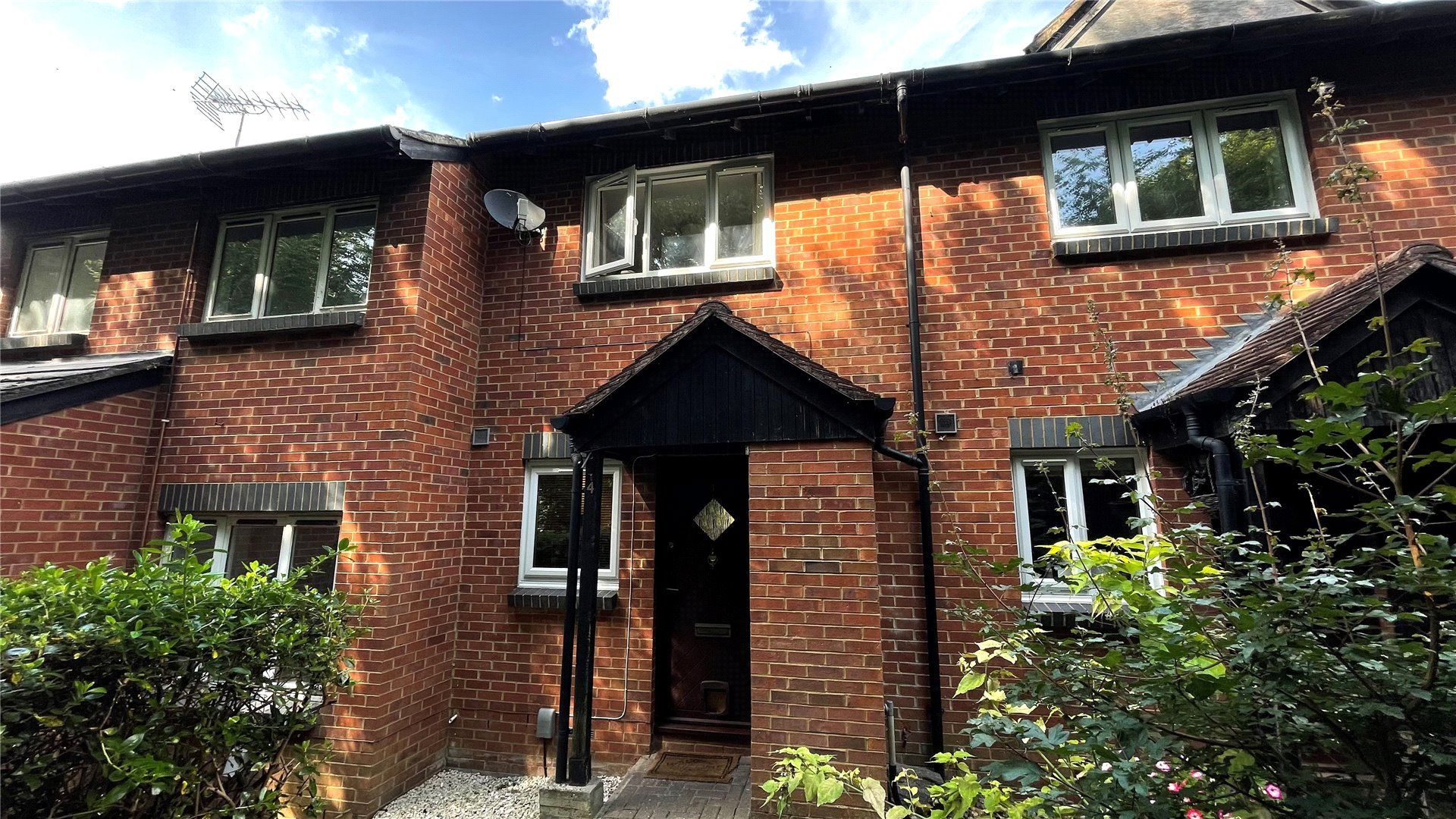 Macbeth Court, Warfield, Berkshire RG42  
