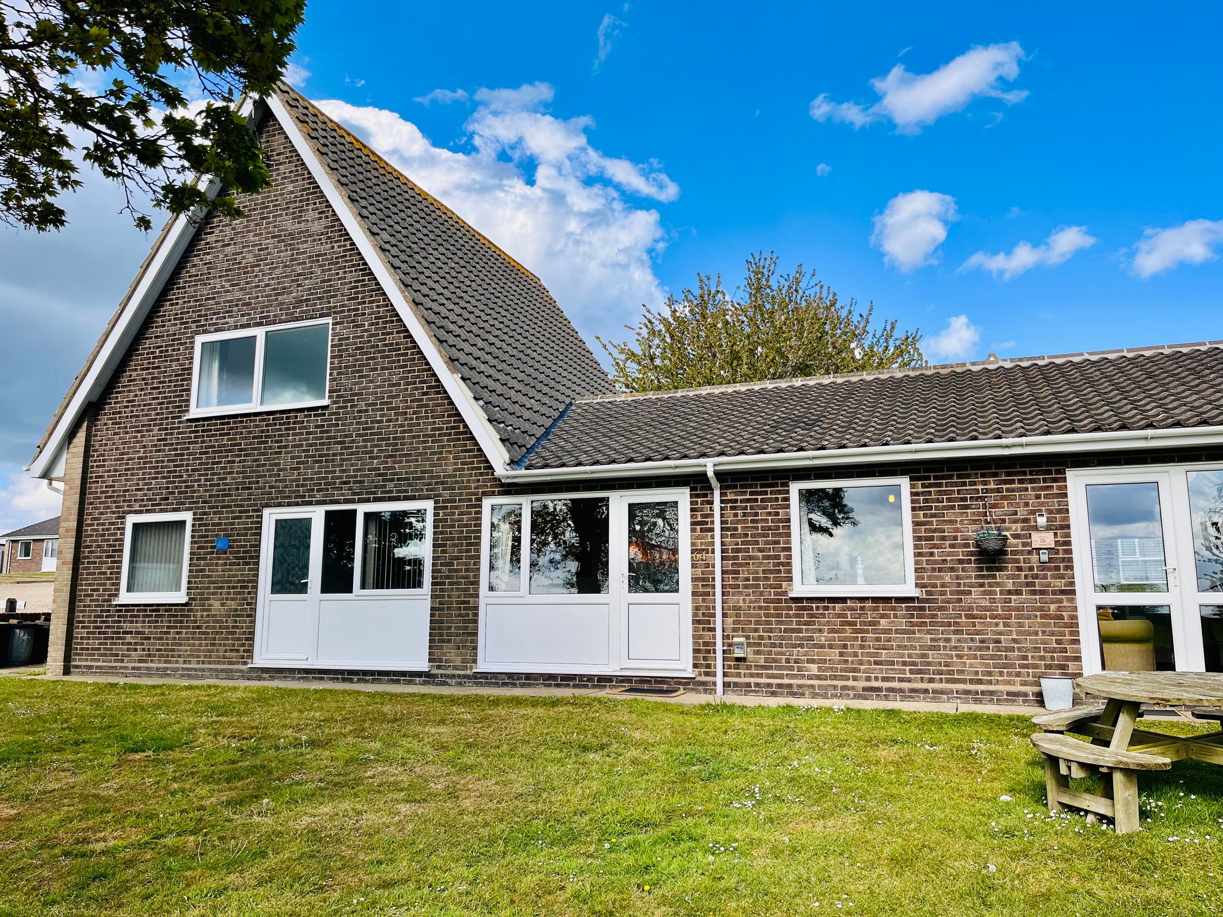 2 bed property for sale in Hermanus Drive, WintertonOnSea, Great