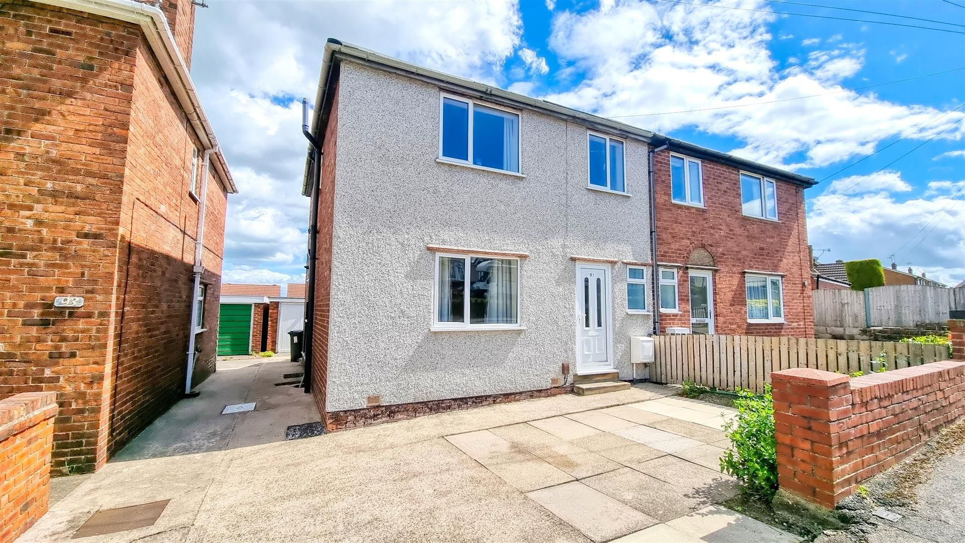 3 bed semidetached house for sale in Peveril Road, Newbold