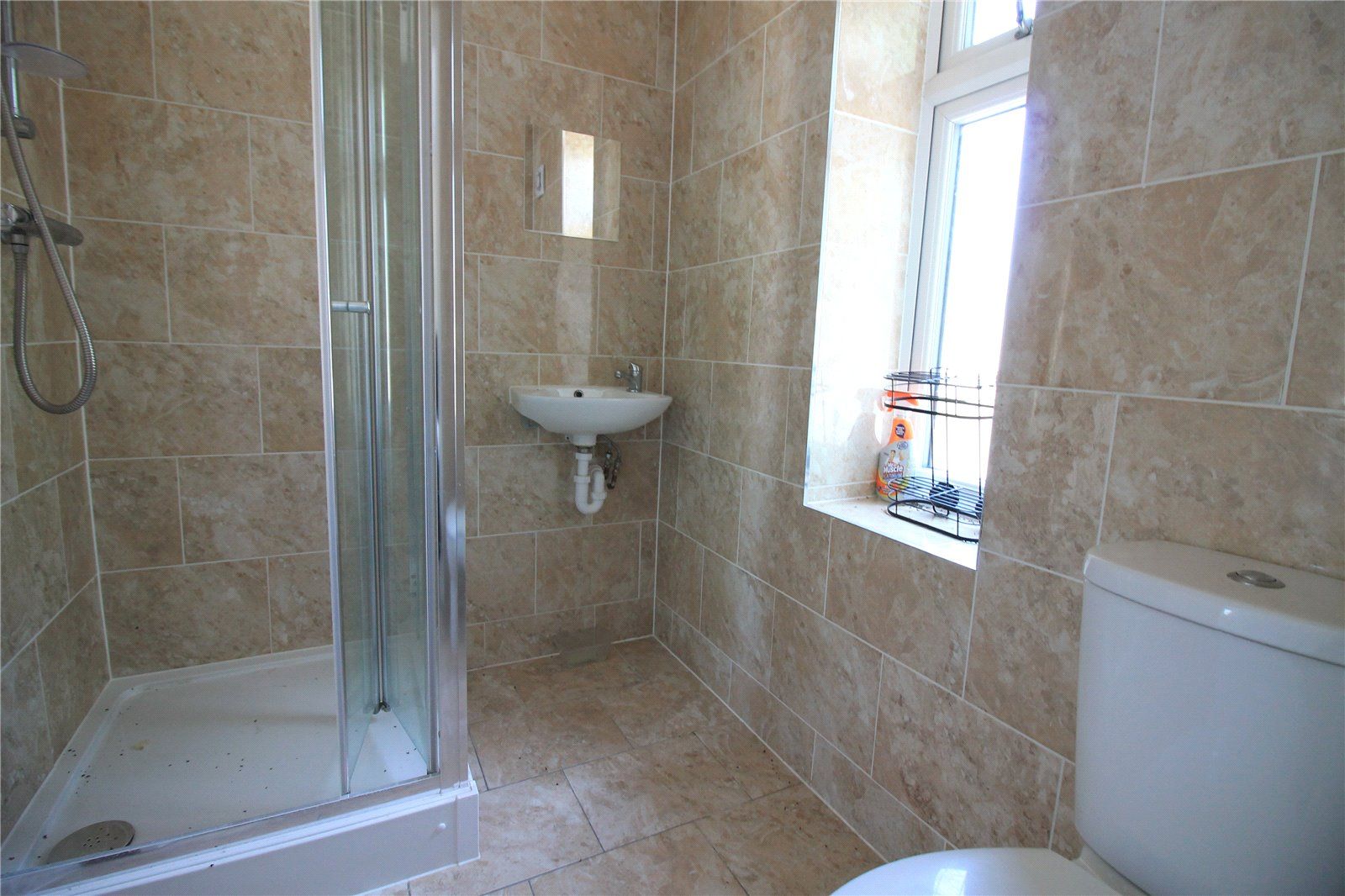 Studio to rent in Bideford Avenue, Perivale, Greenford UB6 Zoopla