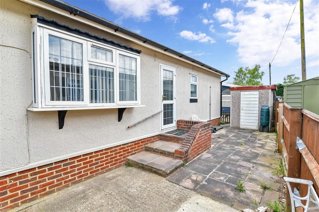 2 bed mobile/park home for sale in London Road, West Kingsdown, Kent TN15 Zoopla