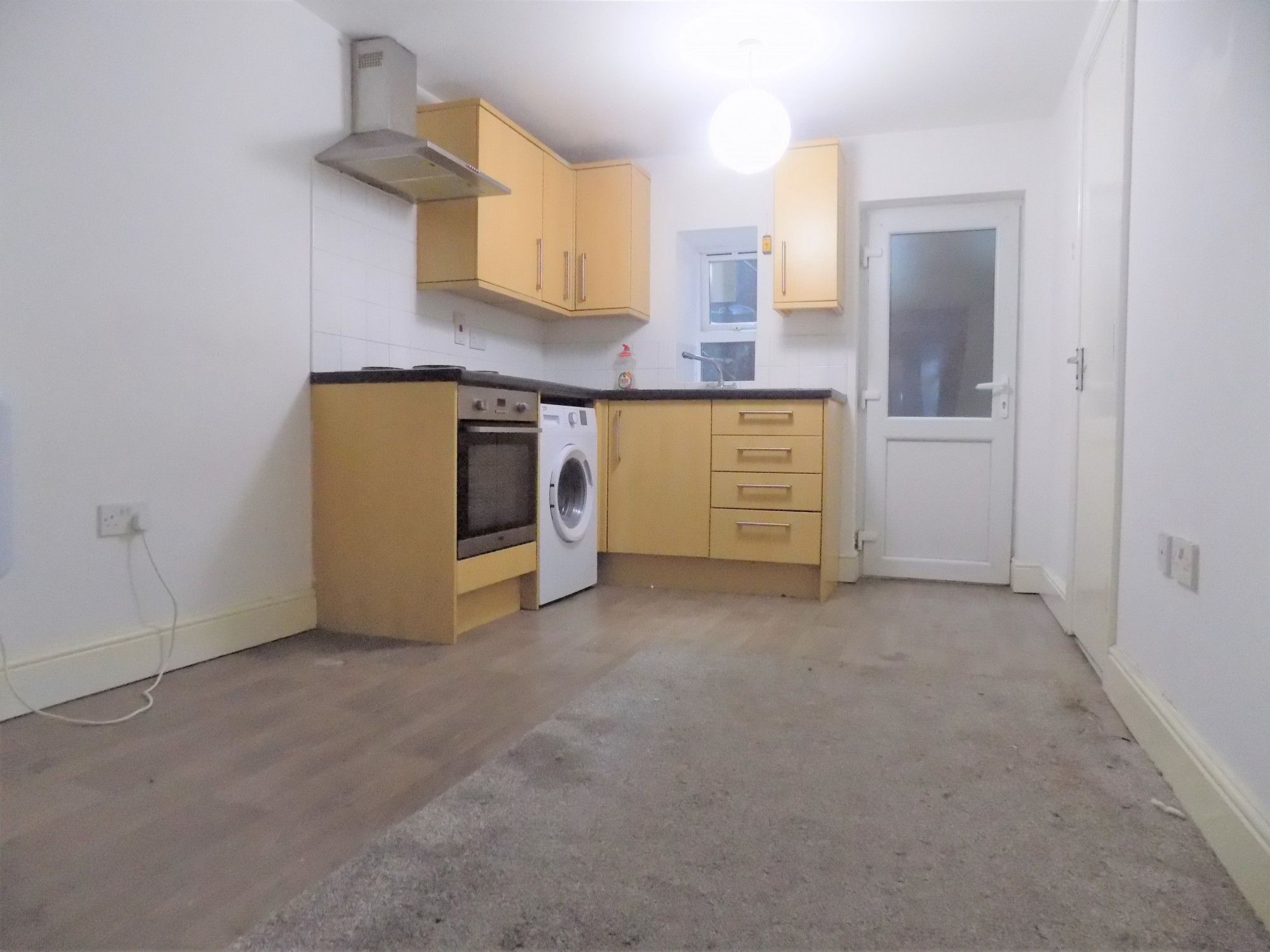 1 bed flat to rent in Buxton Road, Luton, Bedfordshire LU1 Zoopla