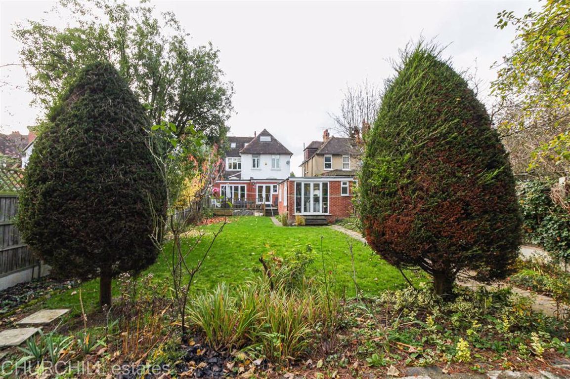 Malford Grove London E18  