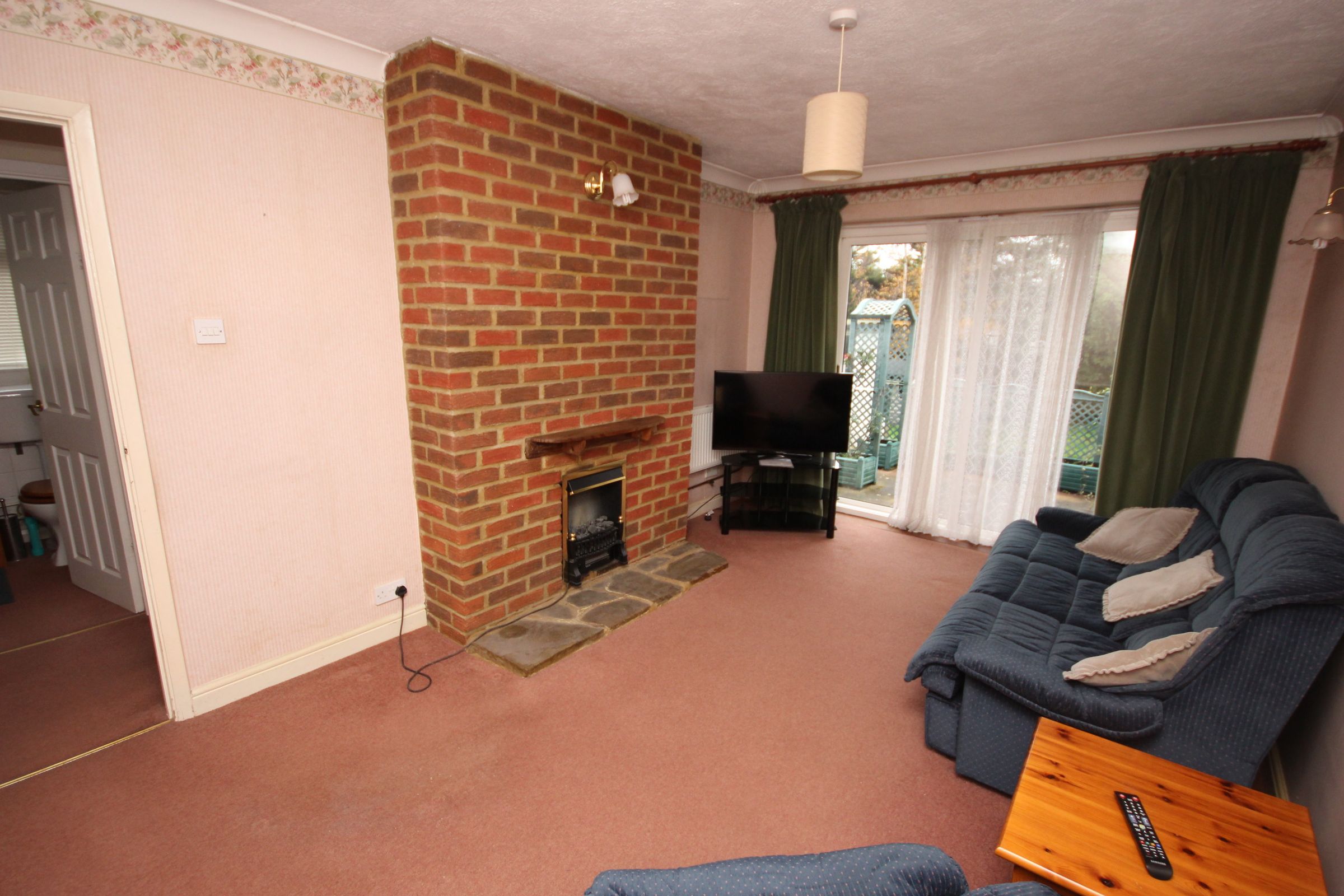 2 bed semidetached bungalow for sale in Howard Drive, Allington ME16