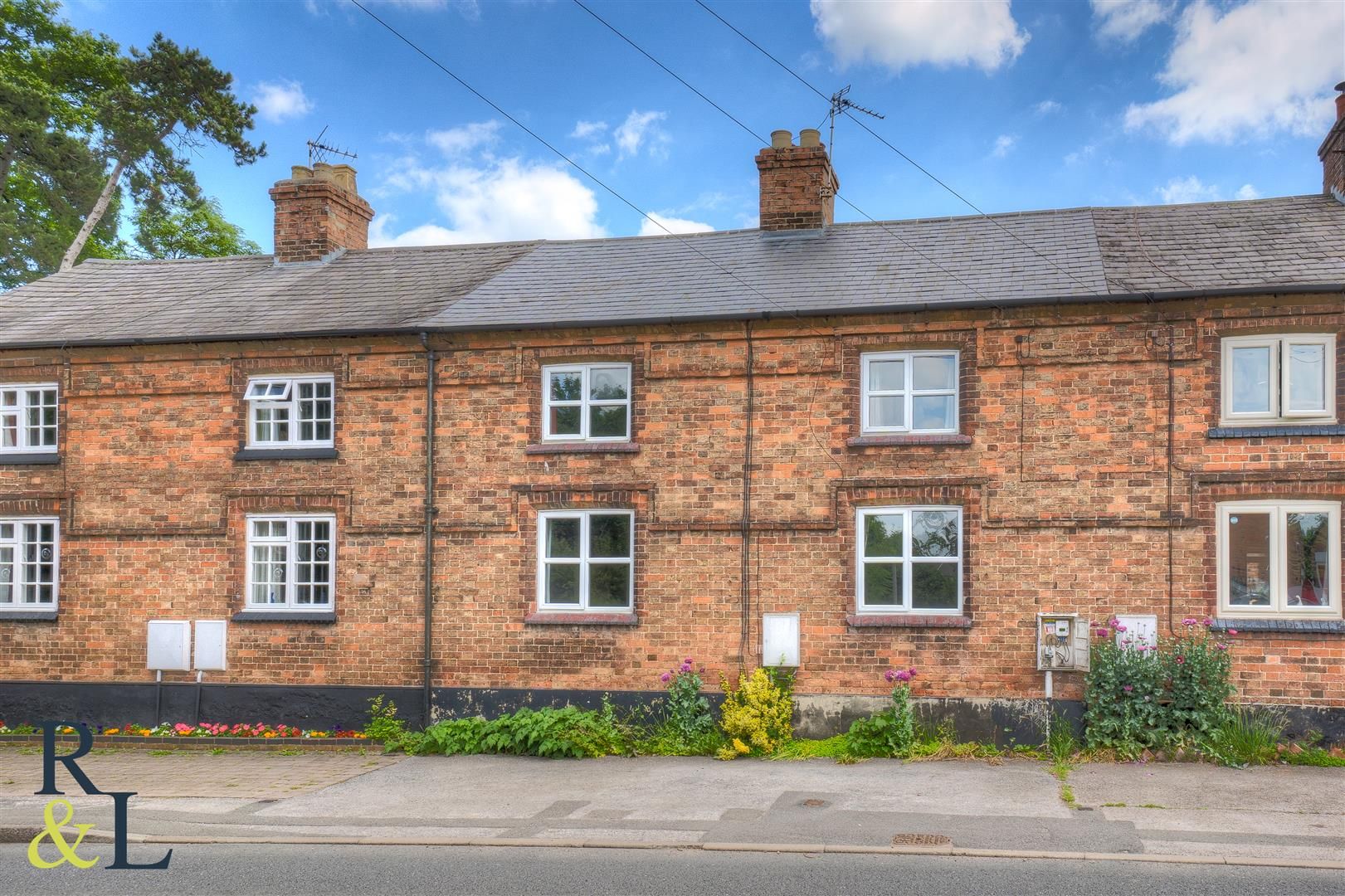 4 bed cottage for sale in Town End Cottages, Plumtree, Nottingham NG12