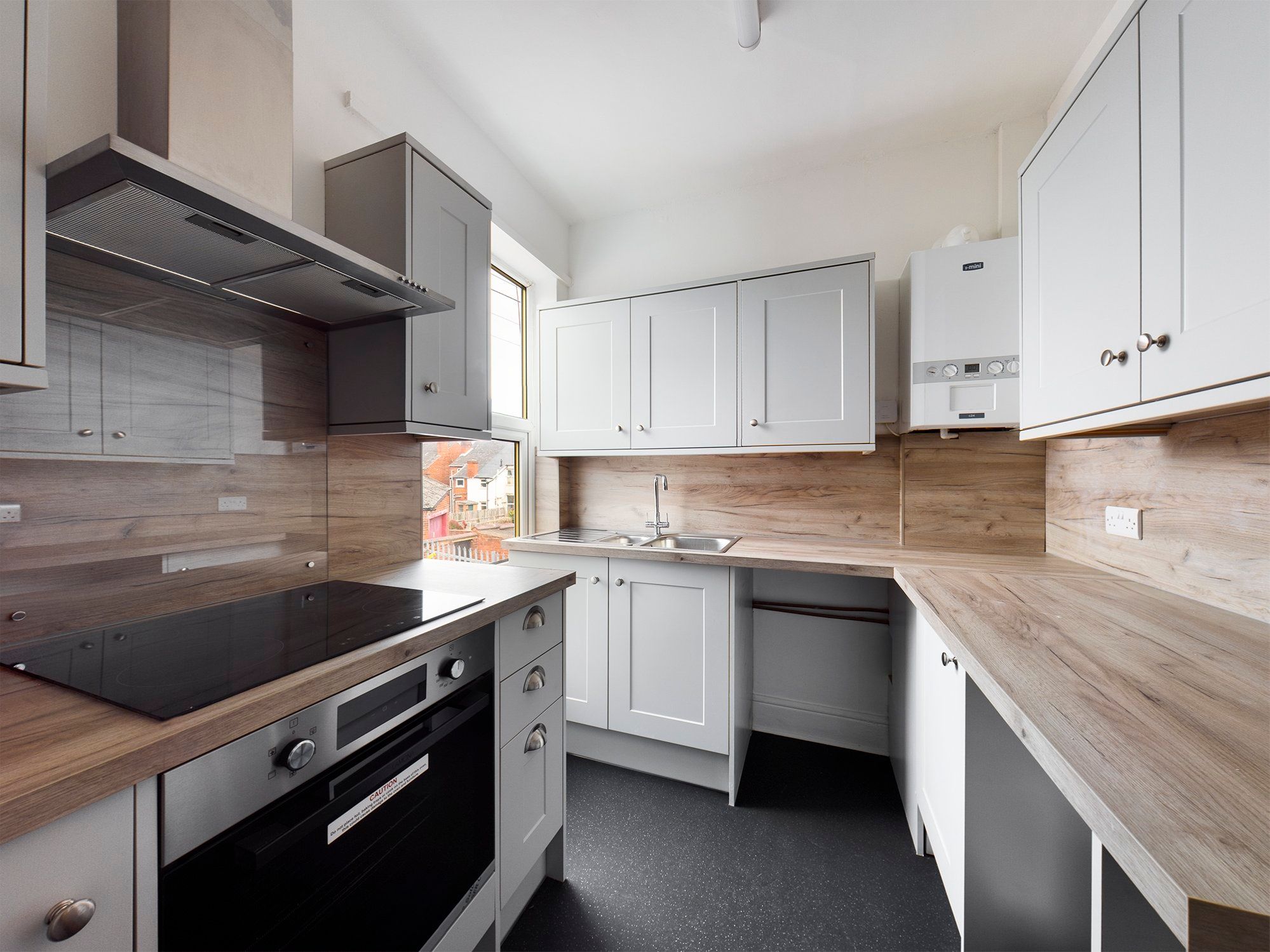 1 bed flat to rent in Balby Road, Balby, Doncaster, South Yorkshire DN4