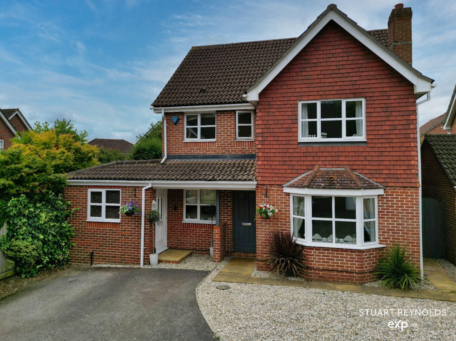 5 bed detached house for sale in Petlands, Boughton Monchelsea