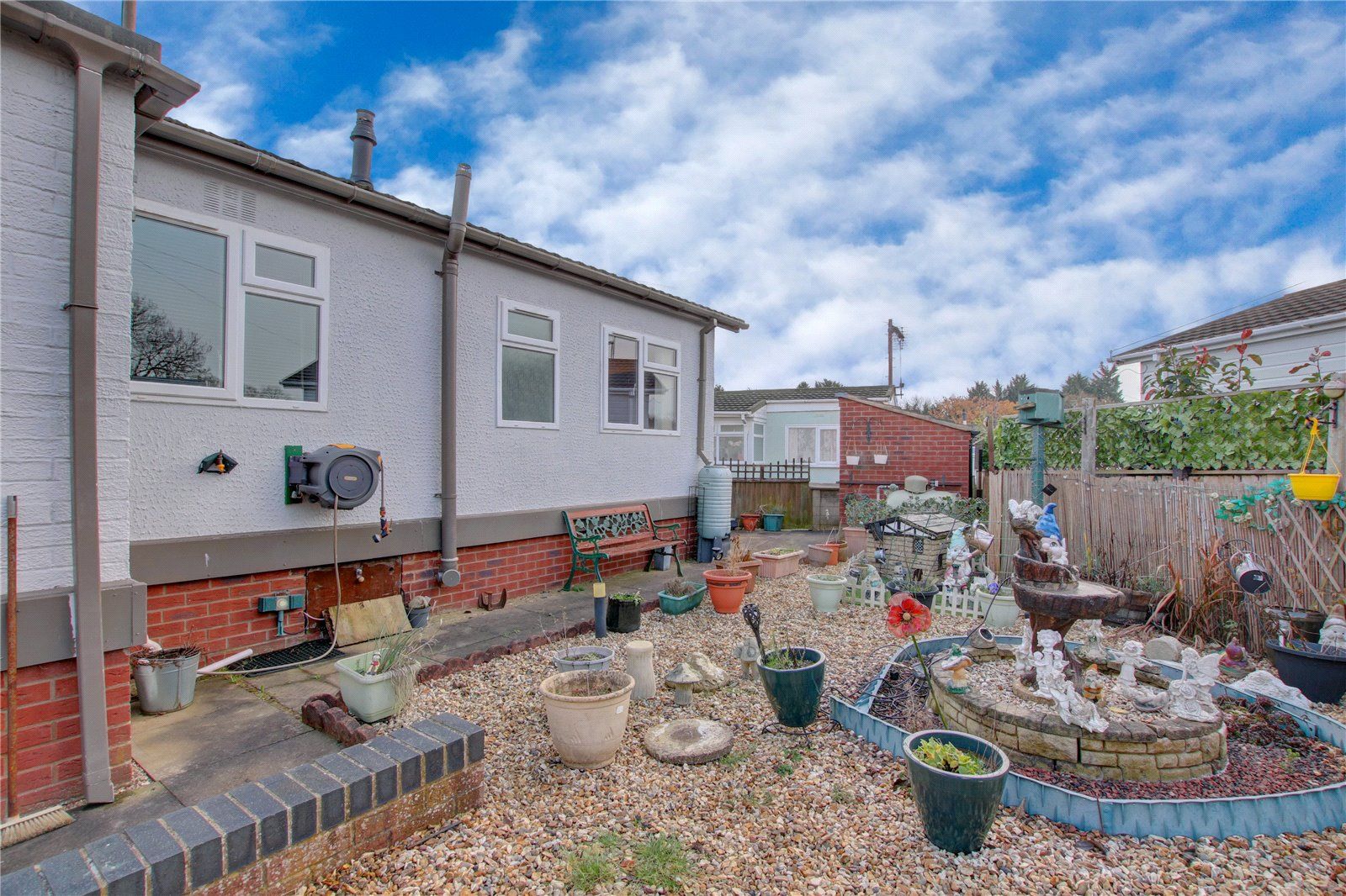 2 bed mobile/park home for sale in Waterside Orchard, Bittell Farm Road