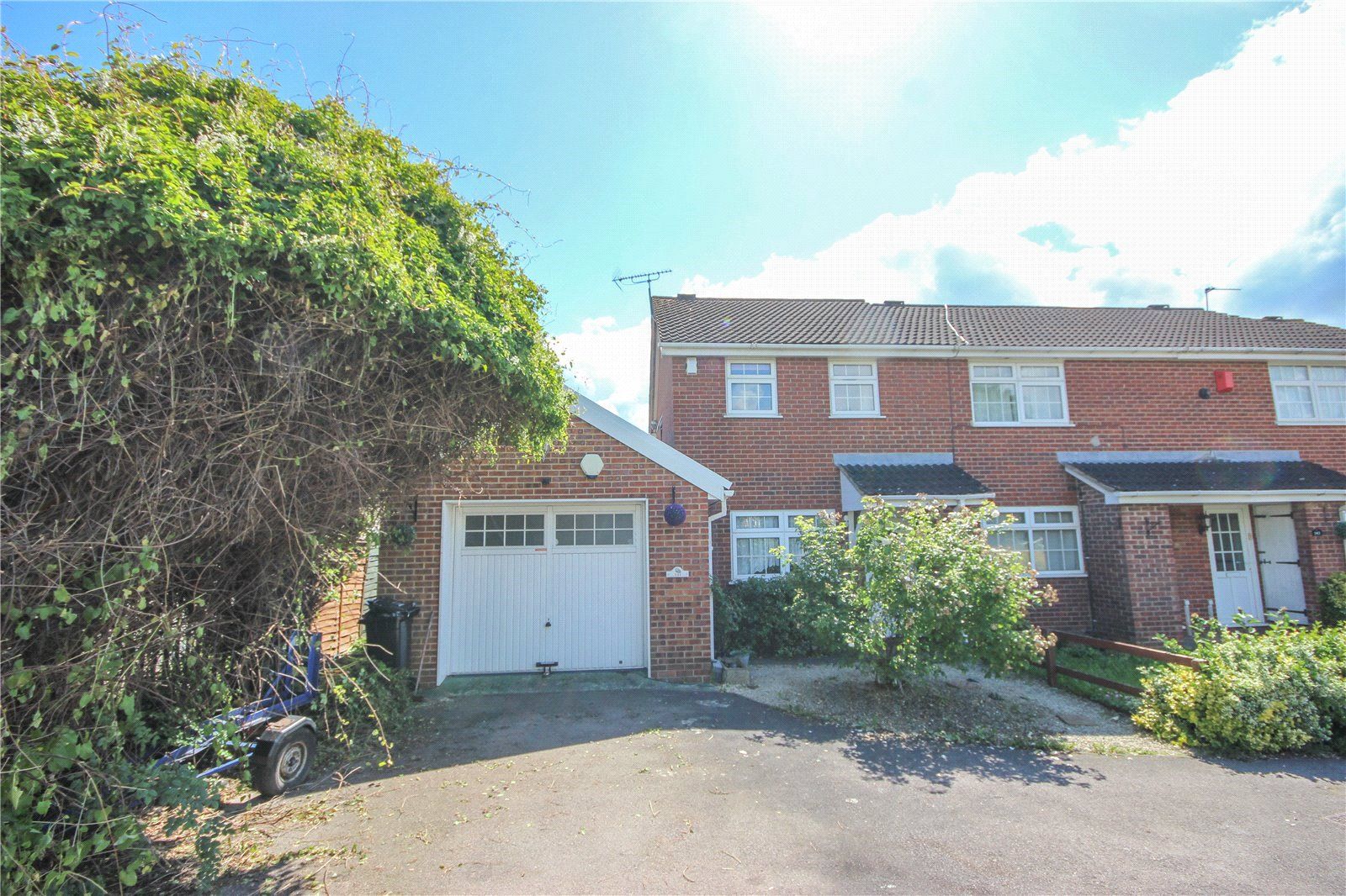 3 bed end terrace house for sale in New Road, Stoke Gifford, Bristol