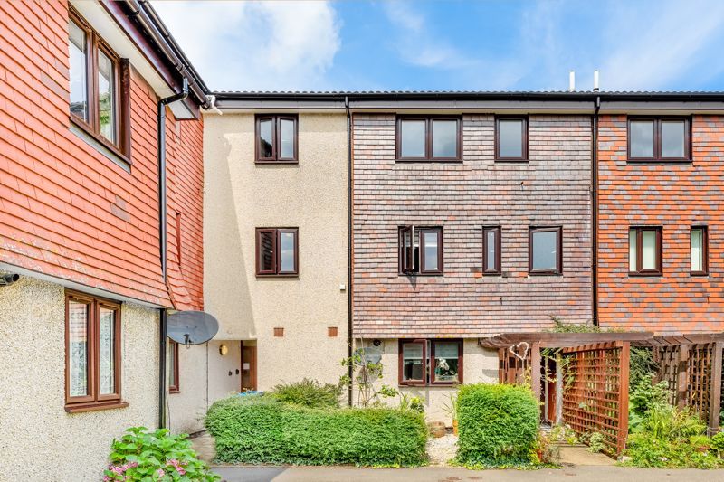 Coniston Close West Wimbledon SW20