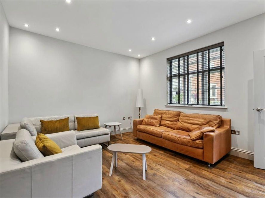 3 bed terraced house to rent in Midland Terrace, London NW2 Zoopla