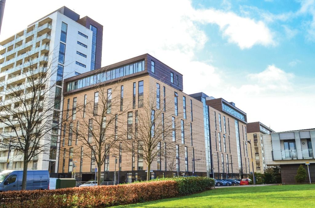 Castlebank Place, Flat 3/1, Glasgow Harbour, Glasgow G11  