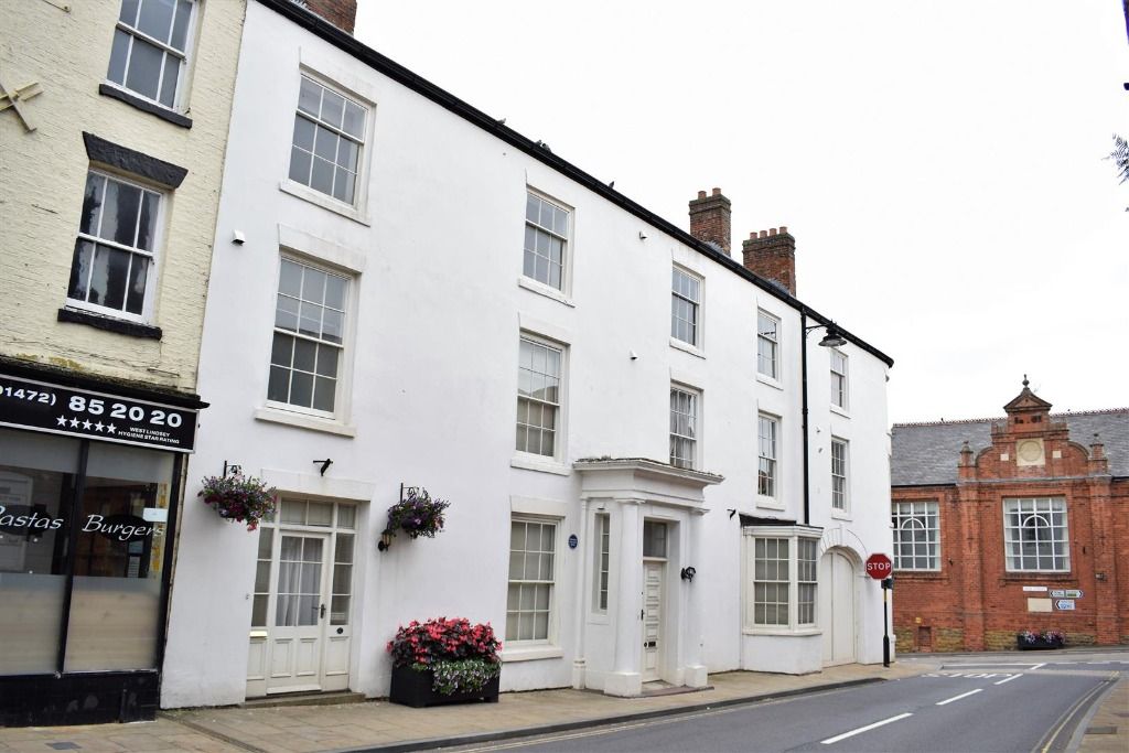2 bed flat to rent in Market Place, Caistor LN7 Zoopla
