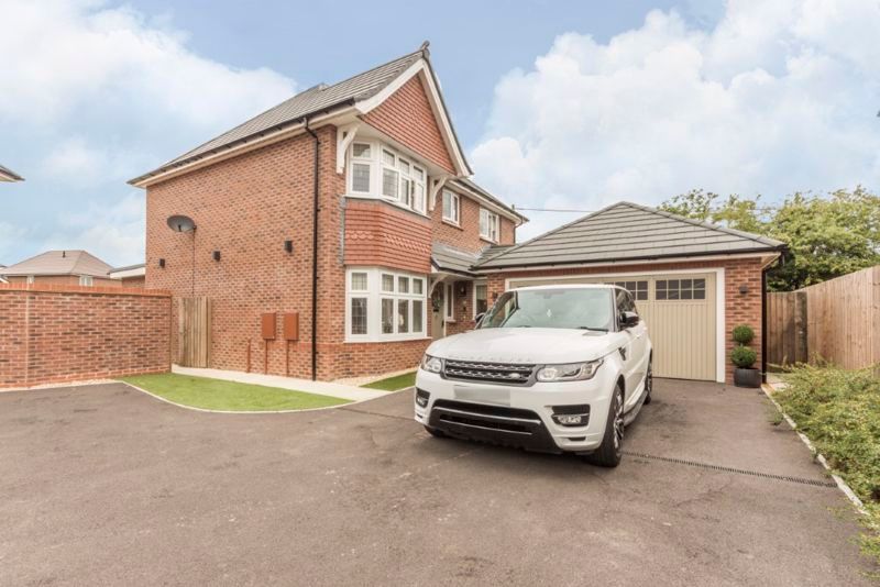 3 bed detached house for sale in Coed Golau Close, Llanwern, Newport NP18 Zoopla