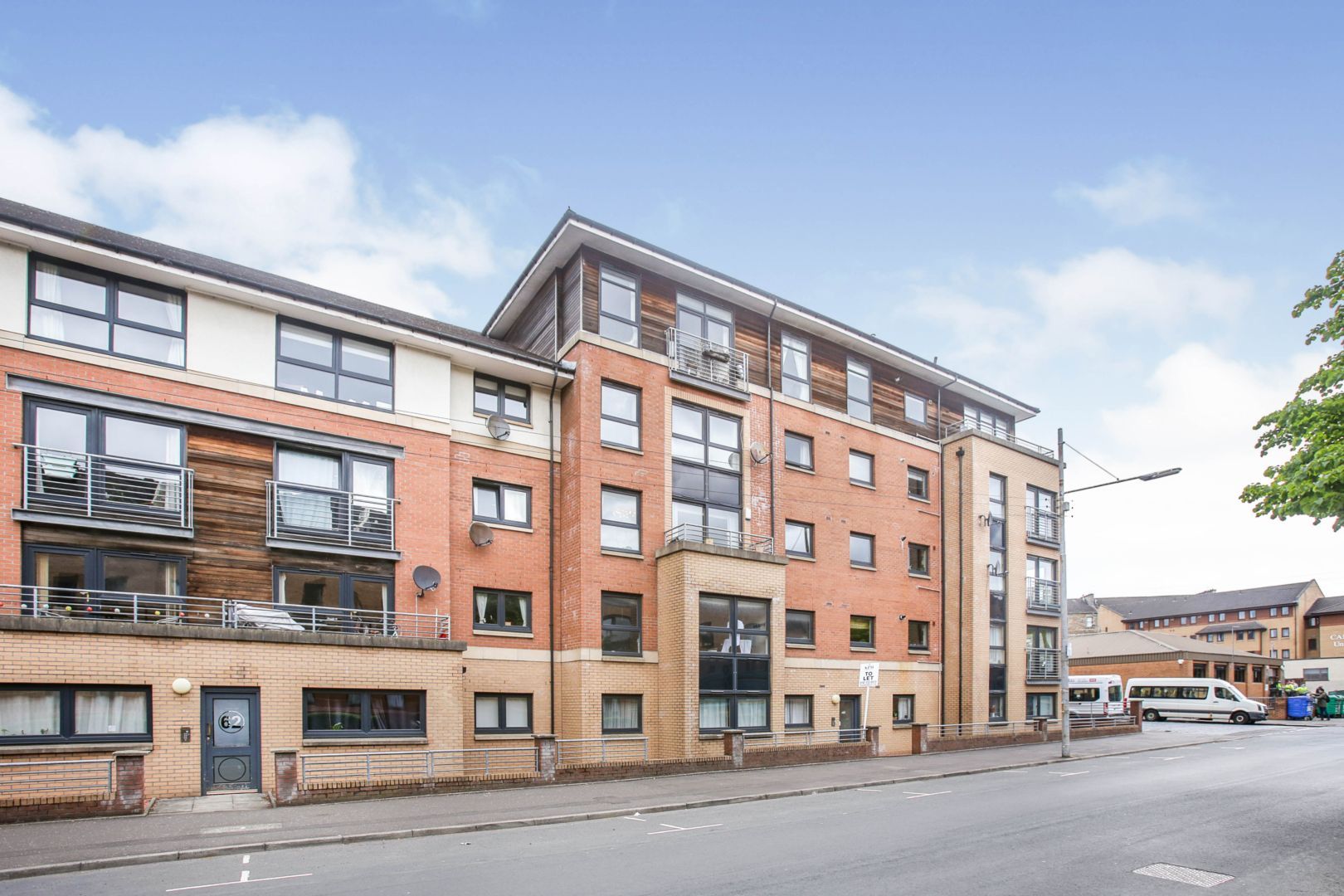 60 Kelvinhaugh Street, Glasgow G3  