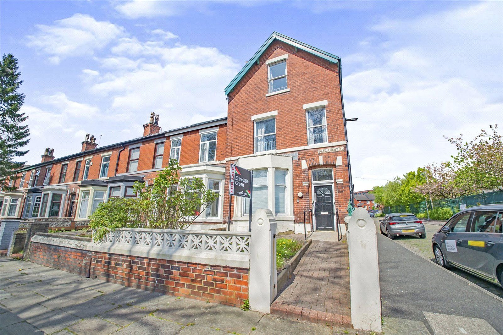 4 bed end terrace house for sale in Parliament Street, Bury, Greater