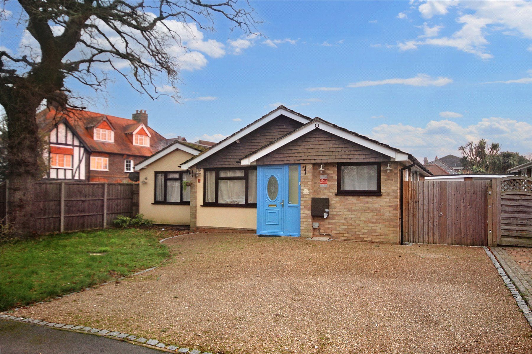 4 bed bungalow for sale in Woking, Surrey GU22 Zoopla