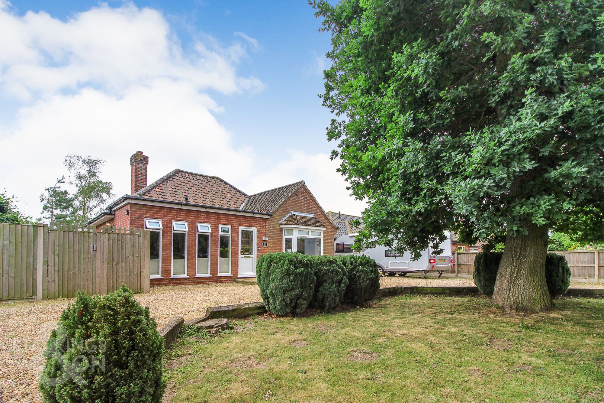 4 bed detached bungalow for sale in Poringland Road, Stoke Holy Cross