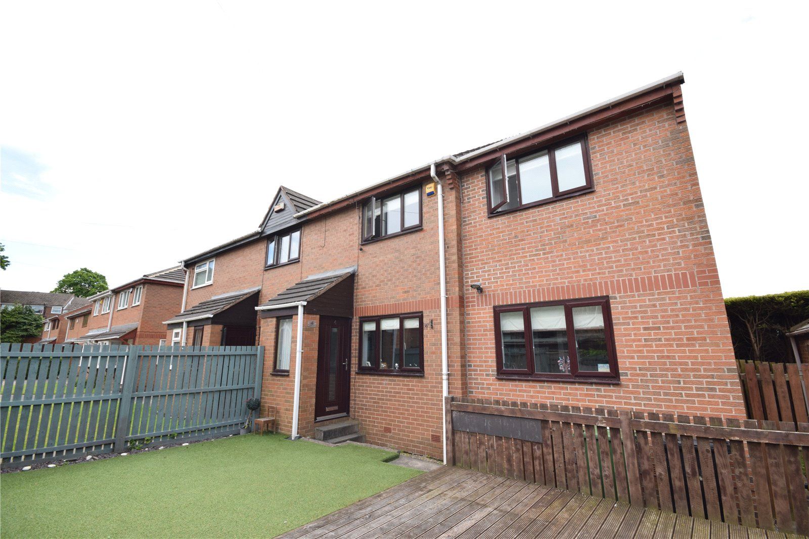 4 bed town house to rent in Elder Croft, Bramley, Leeds LS13 Zoopla