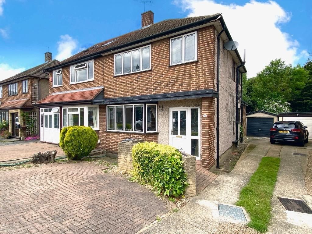 3 bed semidetached house for sale in Freshwell Avenue, Chadwell Heath
