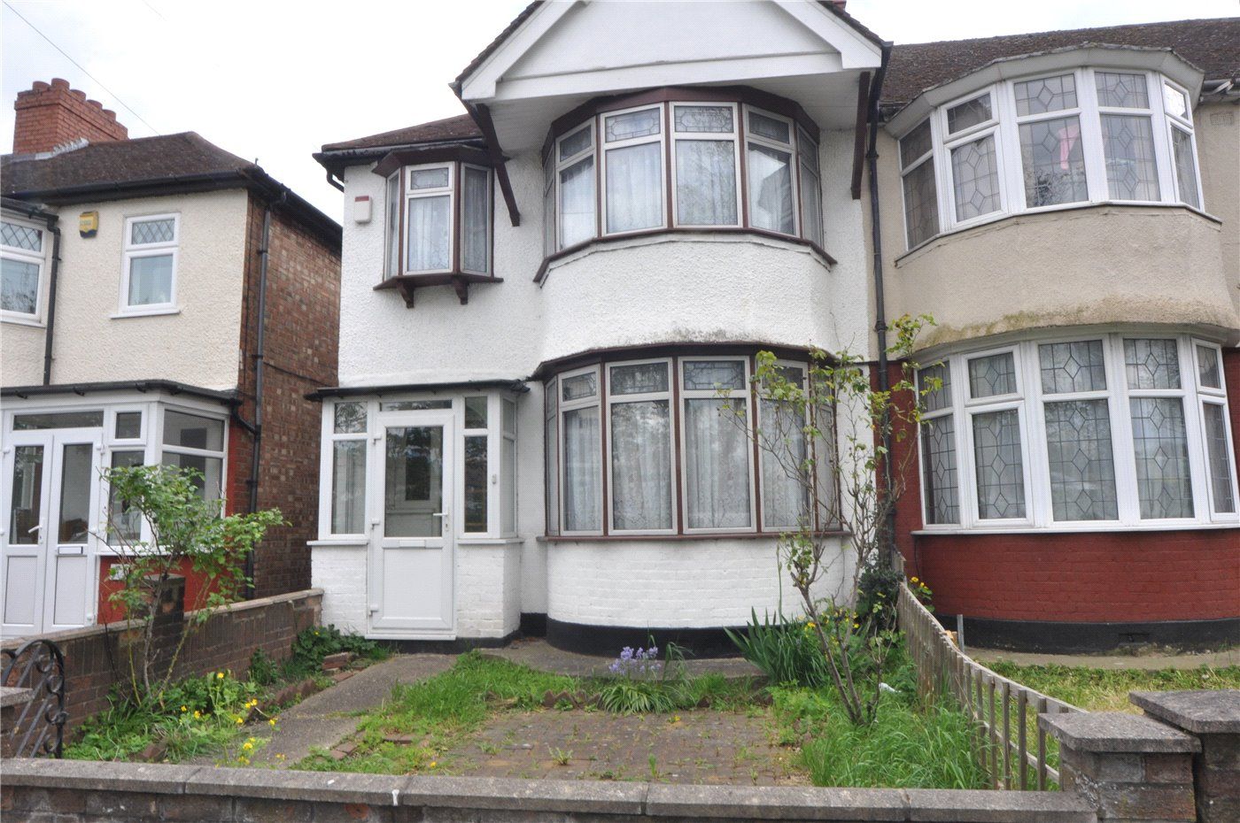 3 bed semidetached house to rent in Dimsdale Drive, Enfield EN1 Zoopla