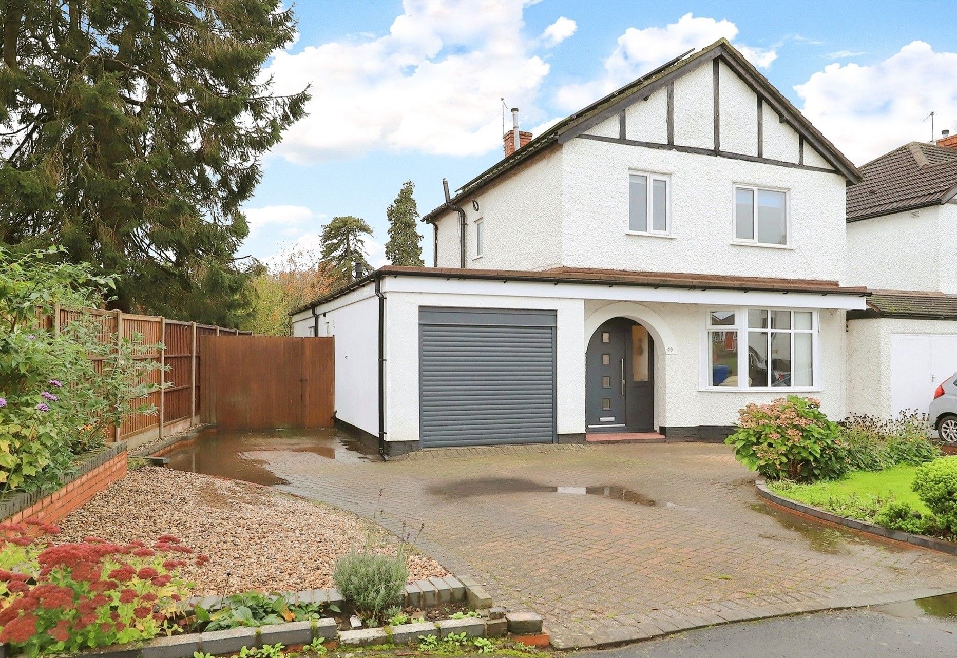 Broadway Gardens Wolverhampton Fasci Garden