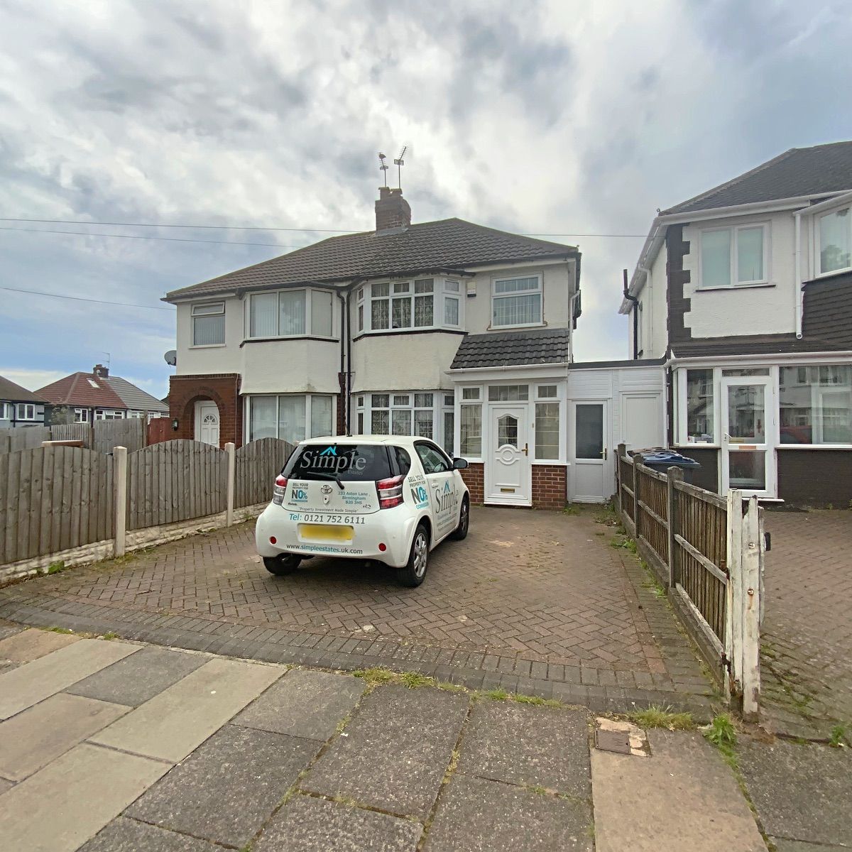 3 bed semidetached house to rent in Sandringham Road, Great Barr