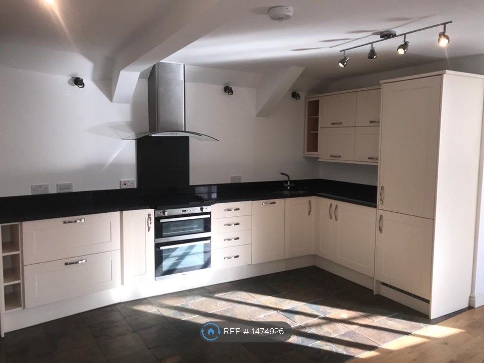 2 bed flat to rent in Cliffe Terrace, Wetherby LS22 Zoopla