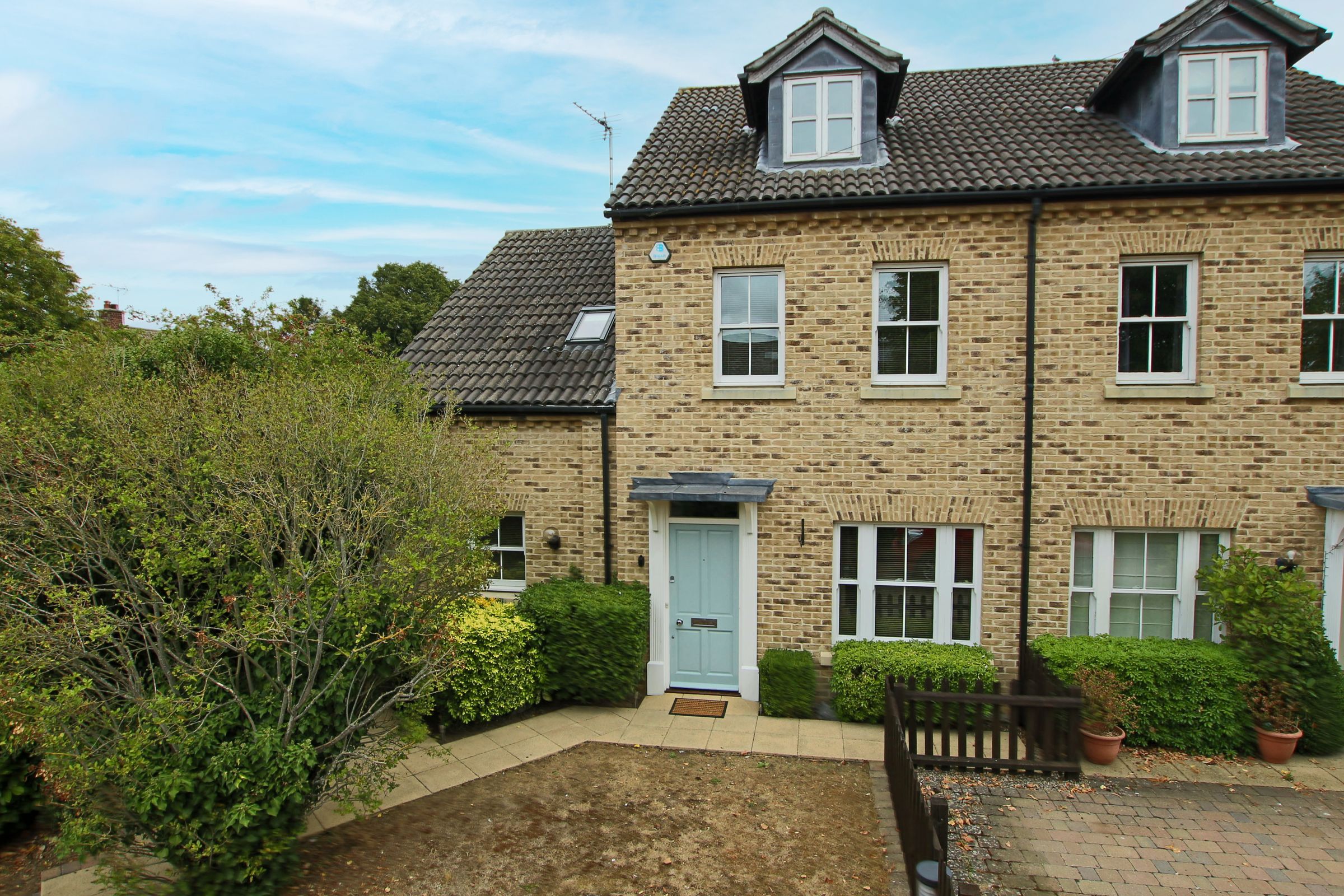 5 bed semidetached house for sale in High Street, Bottisham, Cambridge