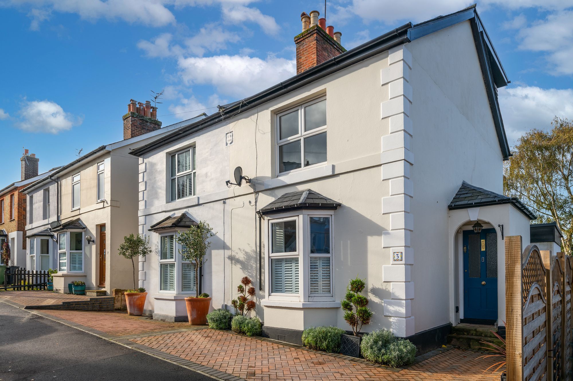 4 bed semidetached house for sale in Effingham Road, Reigate RH2 Zoopla