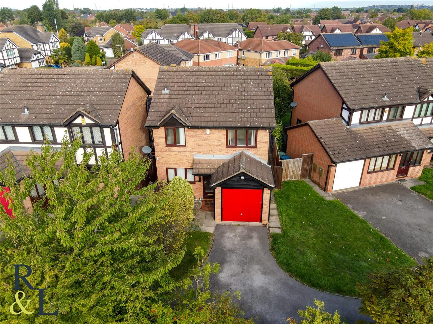 3 bed detached house for sale in Belton Drive, West Bridgford