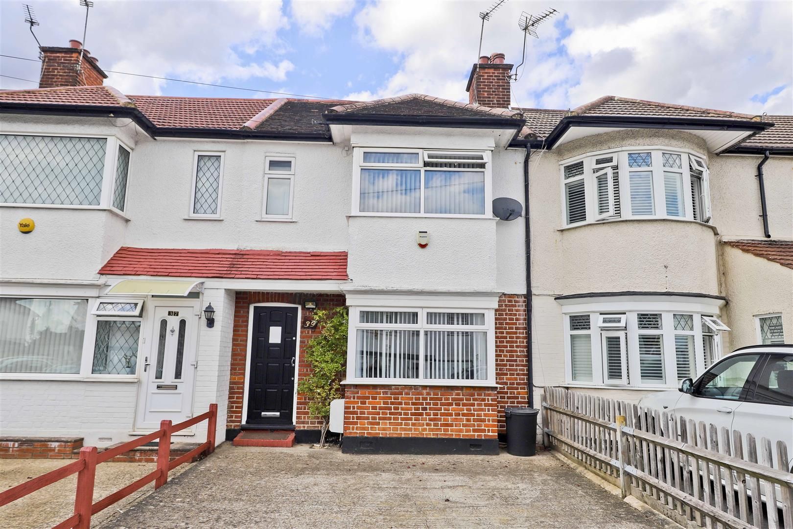2 bed terraced house for sale in Chelston Road, Ruislip Manor, Ruislip