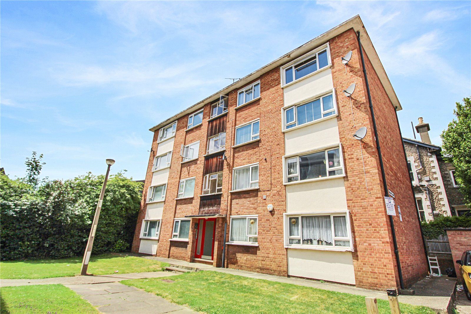 2 bed flat for sale in Hillside Court, Downside, Strood, Kent ME2 Zoopla