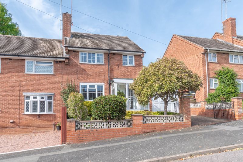 3 bed semidetached house for sale in Wharrington Hill, Greenlands