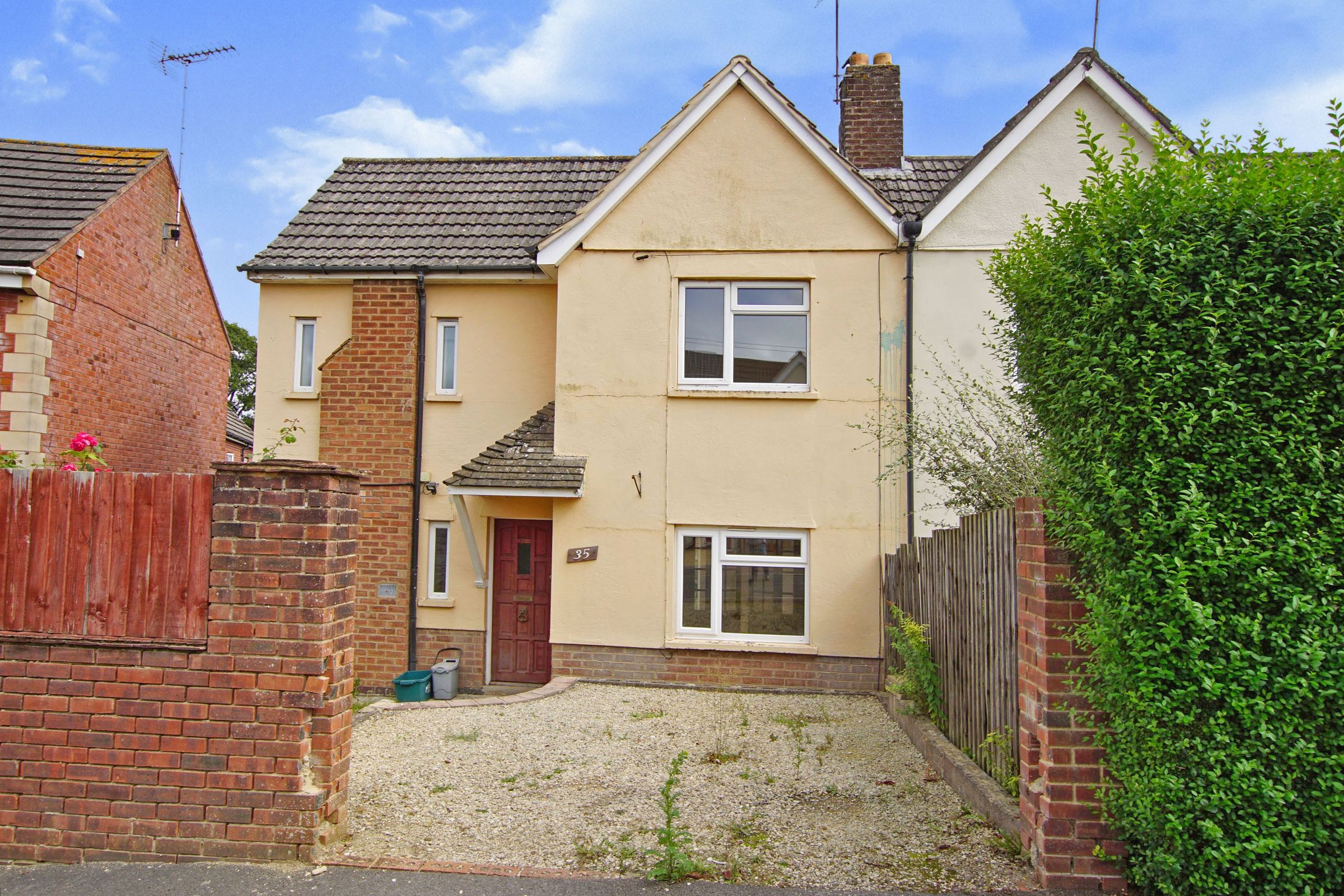 Detached Houses For Sale Dursley at Kathryn Crist blog