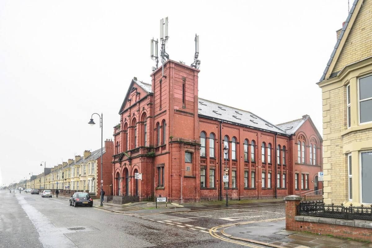 1 bed flat for sale in Jubilee House, Jubilee Drive, Kensington L7 Zoopla